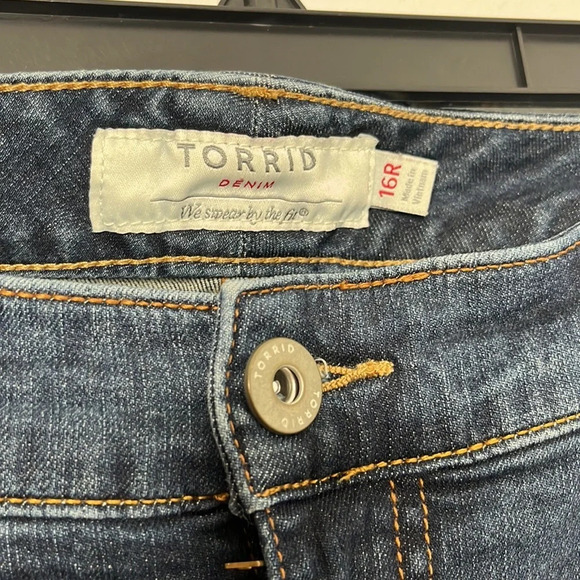 Torrid Ankle Skinny Denim Jeans - Picture 4 of 8